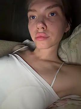 Snapshot of Lisaaa_Alisa chatting on 06-10-26, 06:53 Lisaaa Alisa online show from 06-10-26, 06:53