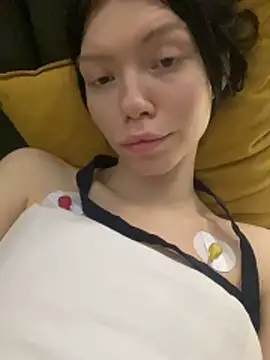 Lisaaa Alisa online show from 12-19-25, 04:42