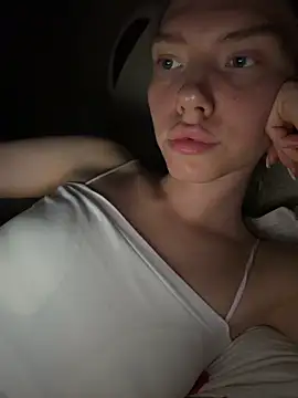 Snapshot of Lisaaa_Alisa chatting on 06-11-26, 07:55 Lisaaa Alisa online show from 06-11-26, 07:55