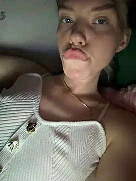 Snapshot of Lisaaa_Alisa chatting on 06-03-26, 07:29 Lisaaa Alisa online show from 06-03-26, 07:29