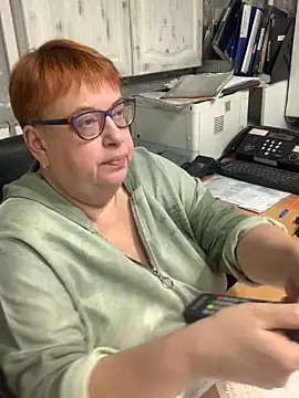 Klio5678 online show from 04-17-26, 08:44