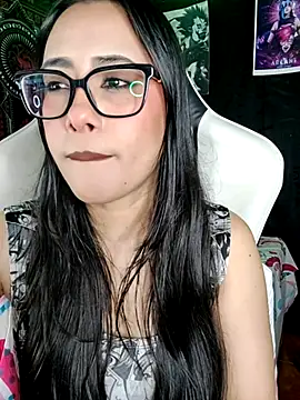 Janna mnt online show from 04-14-26, 03:22