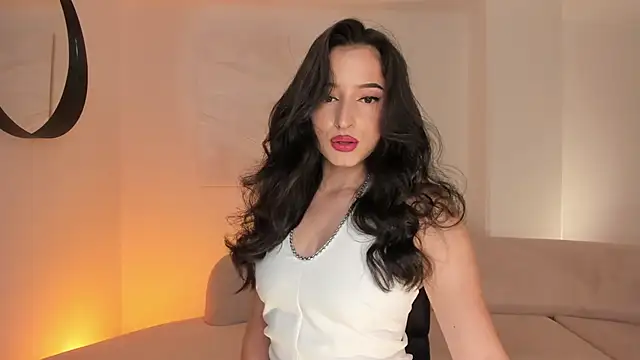 Snapshot of DominiqueVega chatting on 03-15-25, 10:11 DominiqueVega online show from 03-15-25, 10:11