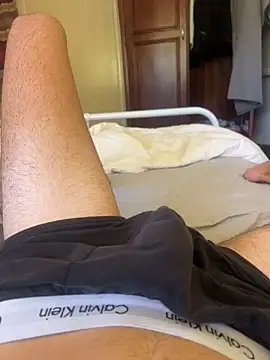 h0rnyguy001 online show from 04-14-26, 12:48