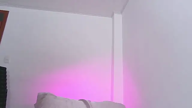 caarlywhitee online show from 02-11-25, 01:52