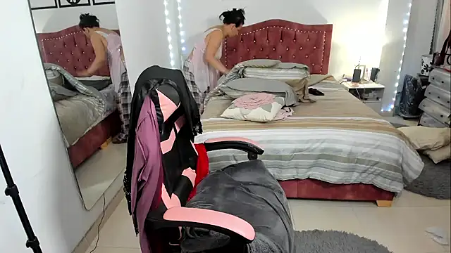 Marie Mature online show from 10-24-25, 12:31