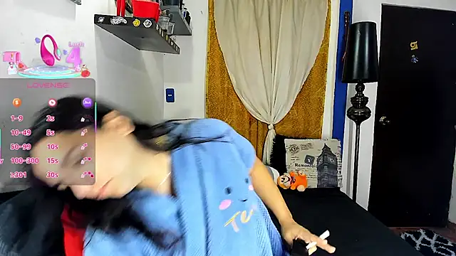 Snapshot of SARAMISHA chatting on 03-09-26, 04:10 SARAMISHA online show from 03-09-26, 04:10