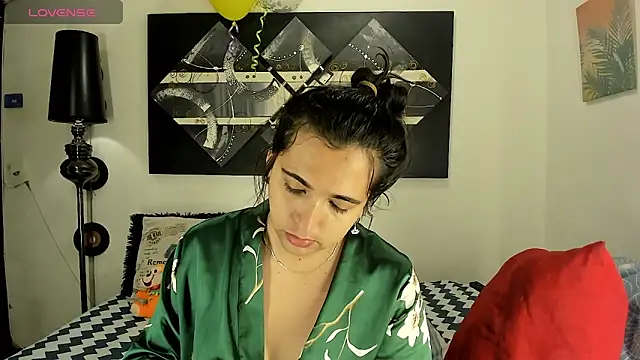 SARAMISHA online show from 01-16-26, 02:10