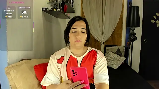 SARAMISHA online show from 10-24-25, 02:05