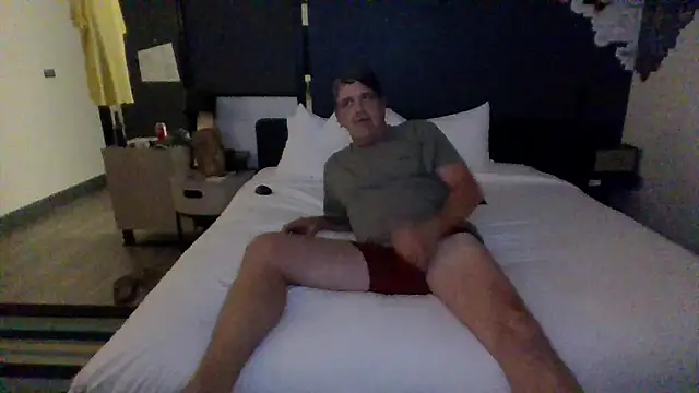 lateniter online show from 10-15-25, 06:22