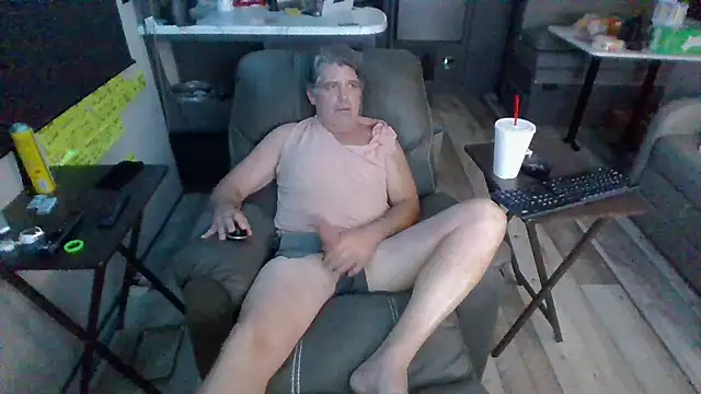 lateniter online show from 10-29-25, 02:21