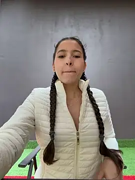 LittleDoll    online show from 03-24-26, 03:12