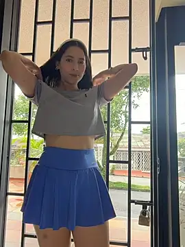 LittleDoll    online show from 04-29-26, 04:33