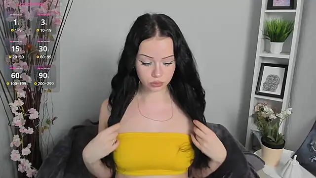 Snapshot of Lori__Hell chatting on 05-08-26, 03:43 Lori Hell online show from 05-08-26, 03:43
