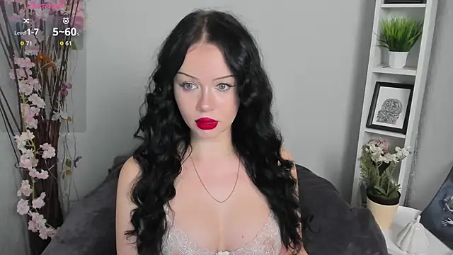 Snapshot of Lori__Hell chatting on 05-14-26, 03:47 Lori Hell online show from 05-14-26, 03:47