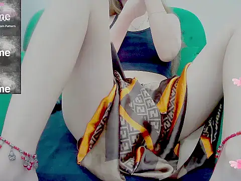 Snapshot of nina9384 chatting on 09-13-25, 12:16 nina9384 online show from 09-13-25, 12:16
