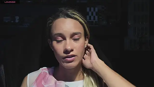 SamanthaWatson online show from 10-03-25, 01:31