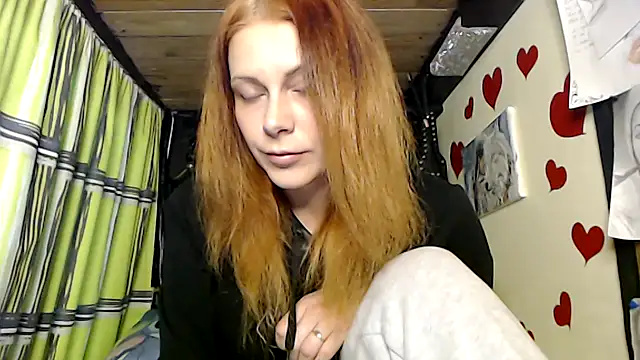 HarleyQuinn 69 online show from 09-21-25, 02:55