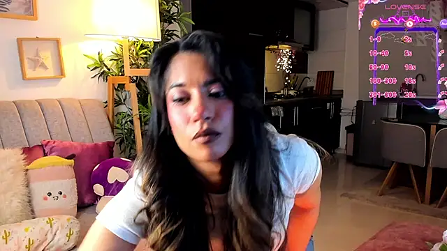 Snapshot of Issa_cooper chatting on 09-28-25, 03:46 Issa cooper online show from 09-28-25, 03:46