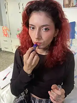 Snapshot of LiliJones_ chatting on 02-17-25, 05:55 LiliJones online show from 02-17-25, 05:55