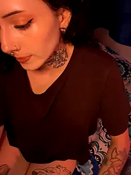 LiliJones  online show from 11-14-25, 01:26