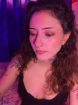 Snapshot of LiliJones_ chatting on 09-22-25, 02:12 LiliJones online show from 09-22-25, 02:12