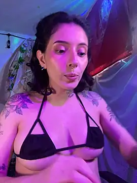 LiliJones  online show from 06-01-26, 11:04