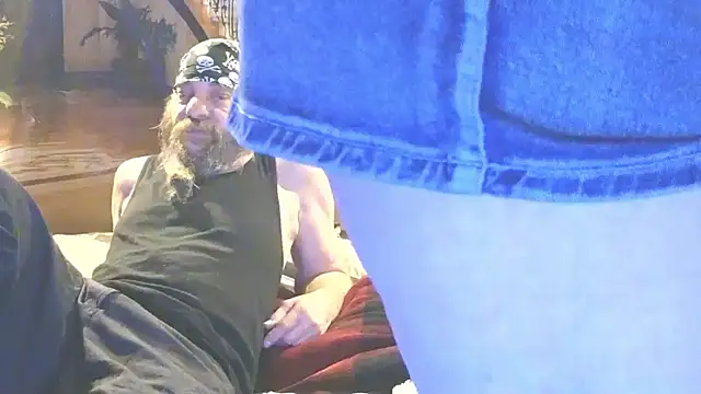 PropertyAndBiker online show from 11-13-25, 11:08