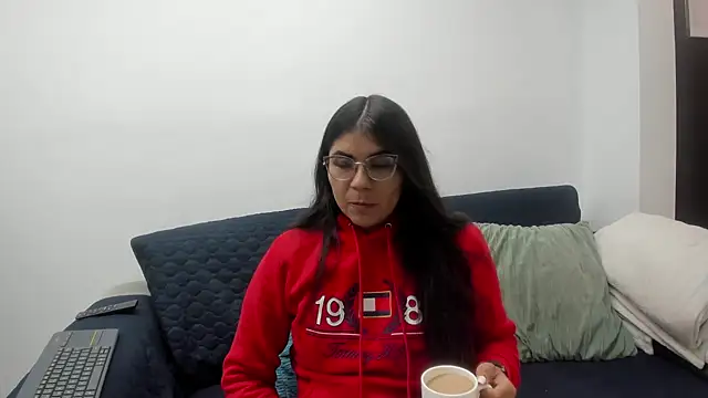 Luna Dumont online show from 09-28-25, 11:28