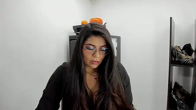 Luna Dumont online show from 11-10-25, 11:15