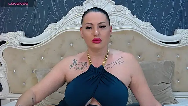 Snapshot of Lauren_Saint chatting on 03-17-25, 03:40 Lauren Saint online show from 03-17-25, 03:40