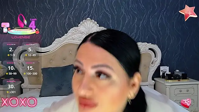 Snapshot of Lauren_Saint chatting on 02-18-25, 08:27 Lauren Saint online show from 02-18-25, 08:27