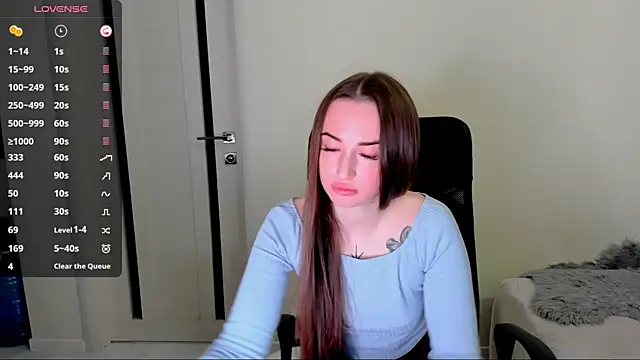 Kimmberr online show from 10-14-25, 04:35