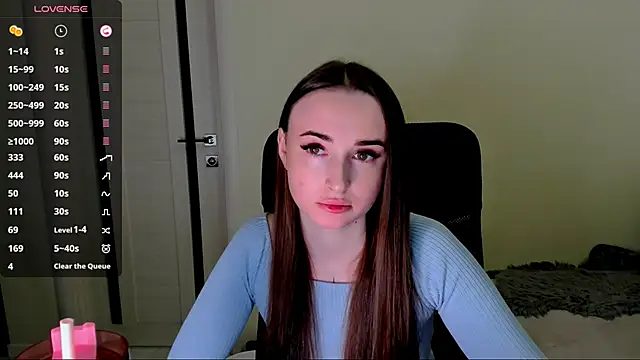 Kimmberr online show from 11-13-25, 04:27