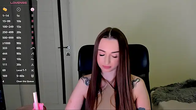 Kimmberr online show from 11-27-25, 04:35