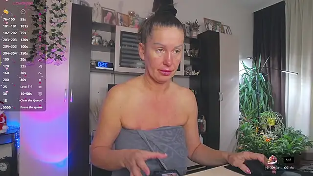 SheilaRyan online show from 01-13-26, 04:49