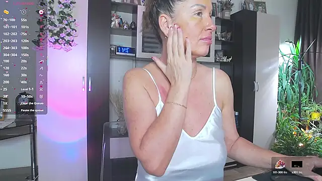 SheilaRyan online show from 02-07-26, 04:42