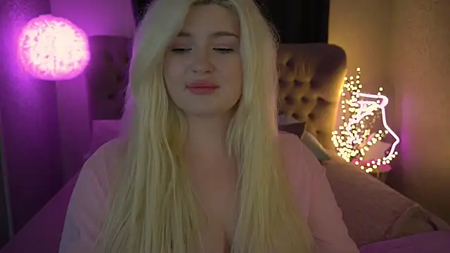 CocoSecretss online show from 02-03-25, 10:47