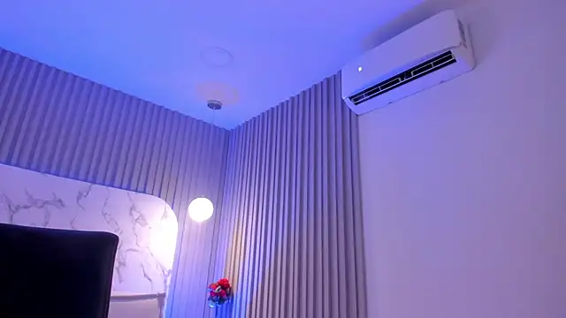 Dollar-girl online show from 05-10-26, 01:20