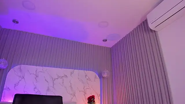 Dollar-girl online show from 06-12-26, 04:43
