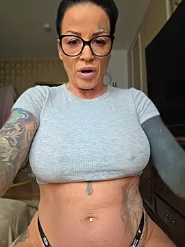 EmilyDiazofficial online show from 05-20-26, 12:57