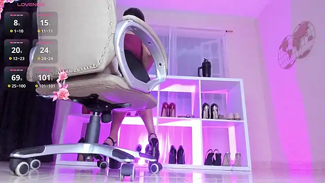 Itzeldreams online show from 05-28-26, 01:46
