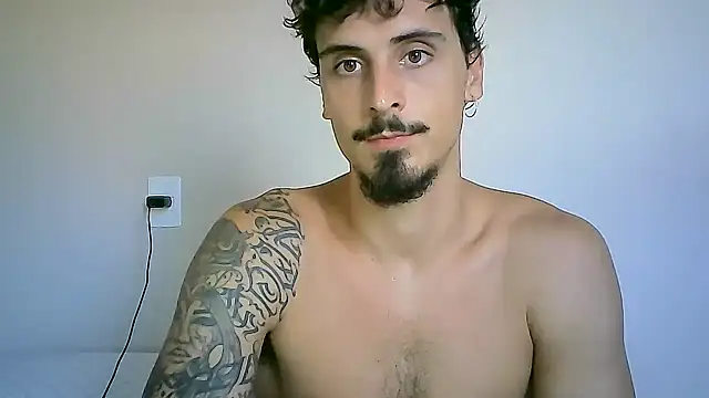 Snapshot of milkoffe chatting on 01-25-25, 06:57 milkoffe online show from 01-25-25, 06:57