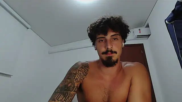 Snapshot of milkoffe chatting on 02-07-26, 03:25 milkoffe online show from 02-07-26, 03:25