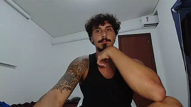 Snapshot of milkoffe chatting on 02-13-26, 01:49 milkoffe online show from 02-13-26, 01:49