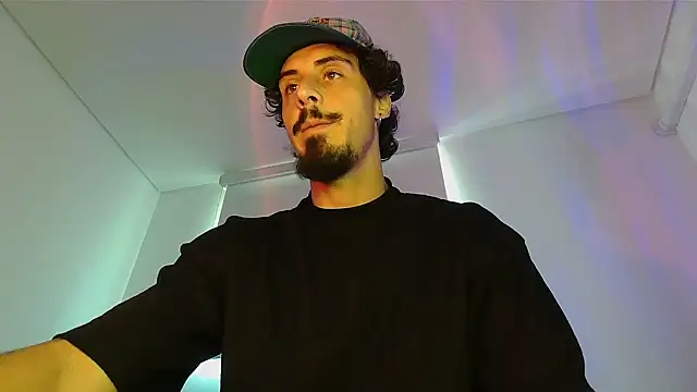 milkoffe online show from 05-12-26, 03:40