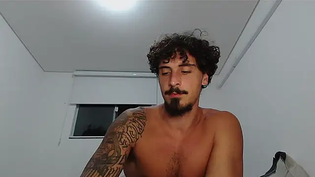 Snapshot of milkoffe chatting on 02-20-26, 02:52 milkoffe online show from 02-20-26, 02:52