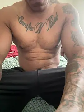 Snapshot of MidnightFlexxx chatting on 01-10-25, 06:17 MidnightFlexxx online show from 01-10-25, 06:17