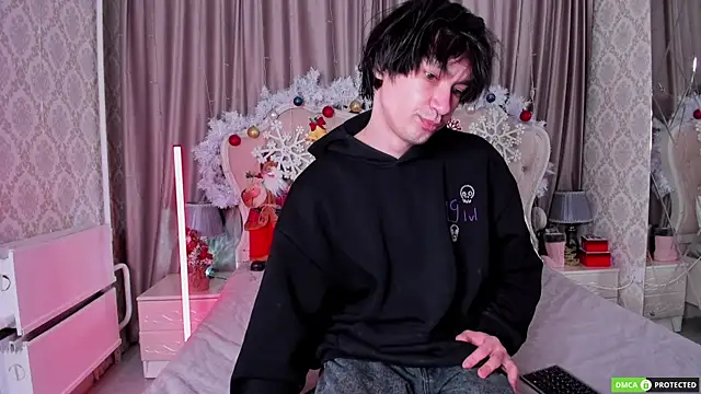 CalvinOwens online show from 12-19-25, 06:32