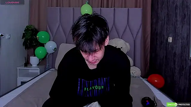 CalvinOwens online show from 03-18-25, 03:34